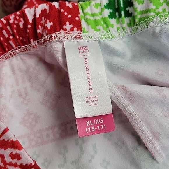 Home Alone Merry Christmas Ya Filthy Animal tshirt adult Large. Pants size xl - Picture 7 of 7